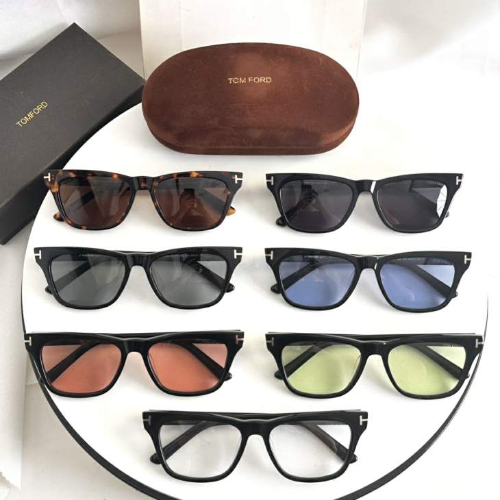 Picture of Tom Ford Sunglasses _SKUfw77121902fw